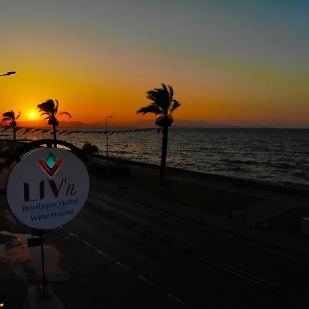 Livn Boutique Szálloda *